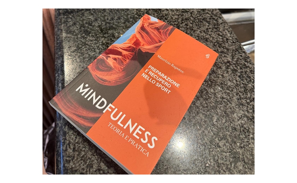 PRESENTATO ALL’ANTICO CAFFÈ SAN MARCO IL LIBRO DI MAURIZIO RAPOTEC “PREPARAZIONE RECUPERO NELLO SPORT” PER LA COLLANA “MINDFULNESS TEORIA E PRATICA” PER I TOMI DELLA “RCS-MEDIAGROUP“