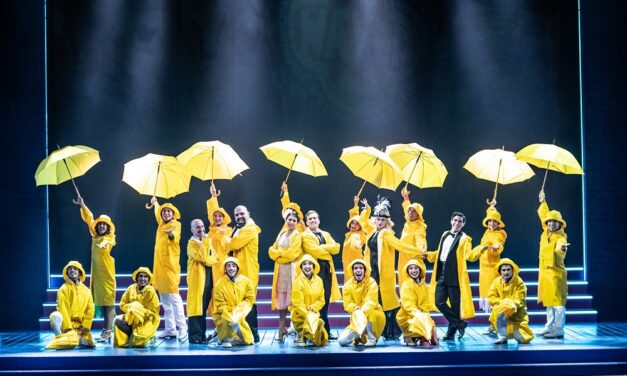 Al Teatro Nuovo Giovanni da Udine arriva Cantando sotto la pioggia. The Broadway musical