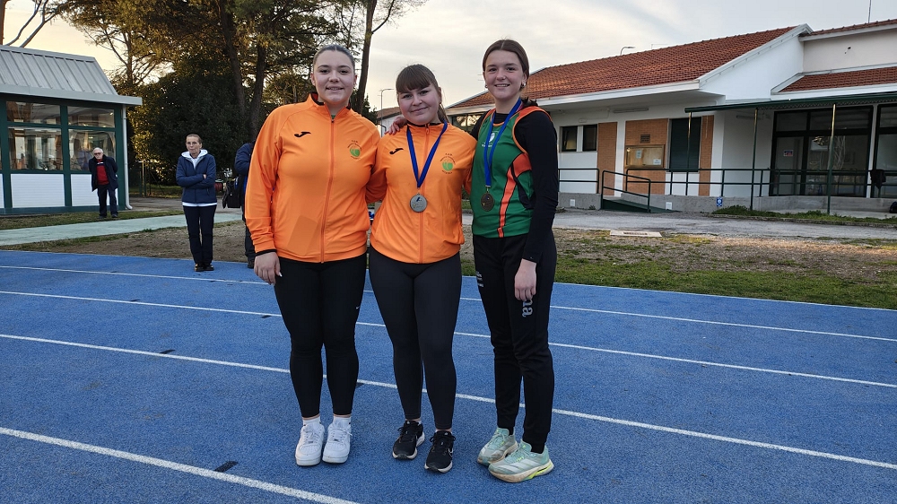 Trieste Trasporti Atletica protagonista tra lanci e indoor: podi, vittorie e primati personali