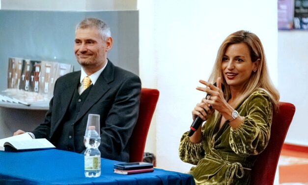 AL TEATRO STABILE DEL FVG “IL ROSSETTI” PRESENTATO IL NUOVO LIBRO DI BEATRICE VENEZI “LE SORELLE DI MOZART”