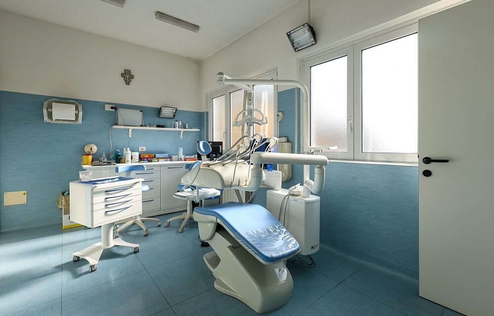 Inaugurato il nuovo corso delle attività dell’ambulatorio odontoiatrico “Lidia Simoni” della Caritas Diocesana di Trieste