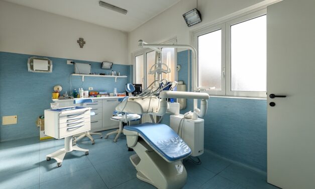 Inaugurato il nuovo corso delle attività dell’ambulatorio odontoiatrico “Lidia Simoni” della Caritas Diocesana di Trieste