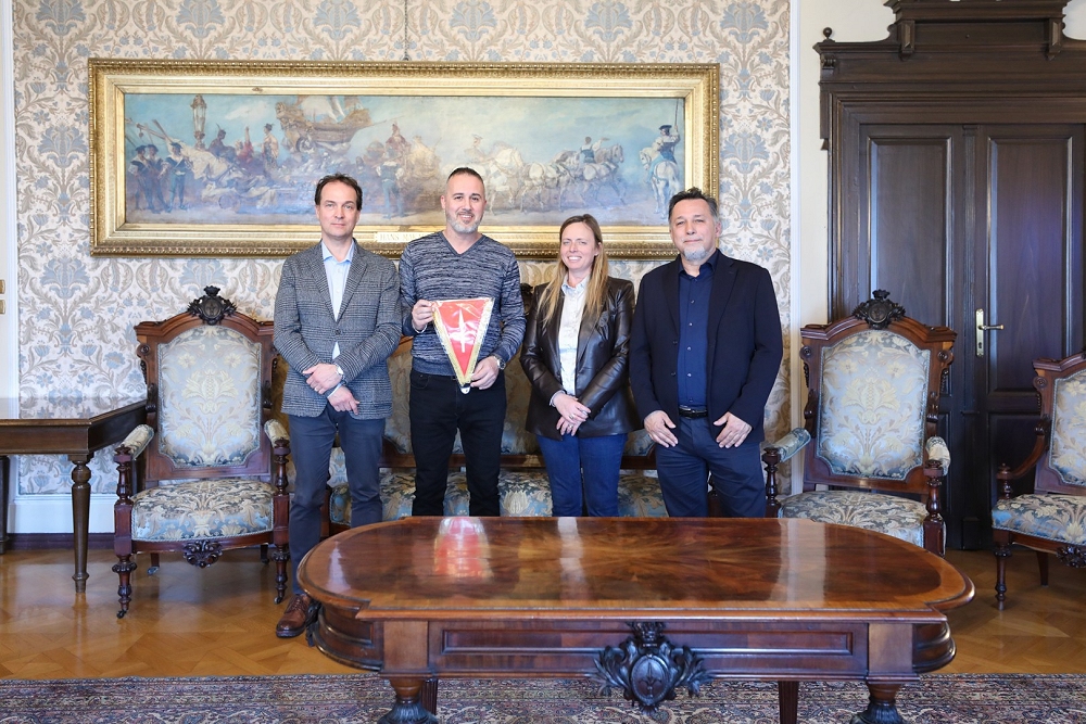 RICEVUTO IN SALOTTO AZZURRO IL CAMPIONE MONDIALE DI BOCCE UNDER 18, MATTIA ROSATI