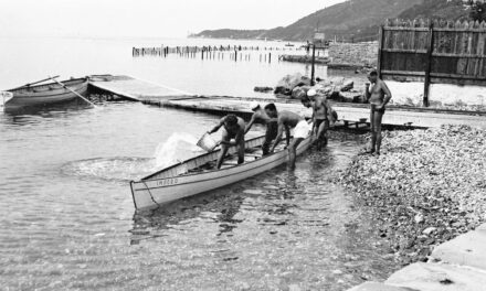 Voci per 100 anni Il Circolo Marina Mercantile “Nazario Sauro” racconta un secolo di storia con teatro, musica e memoria