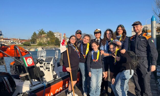 La Guardia Costiera incontra gli scout