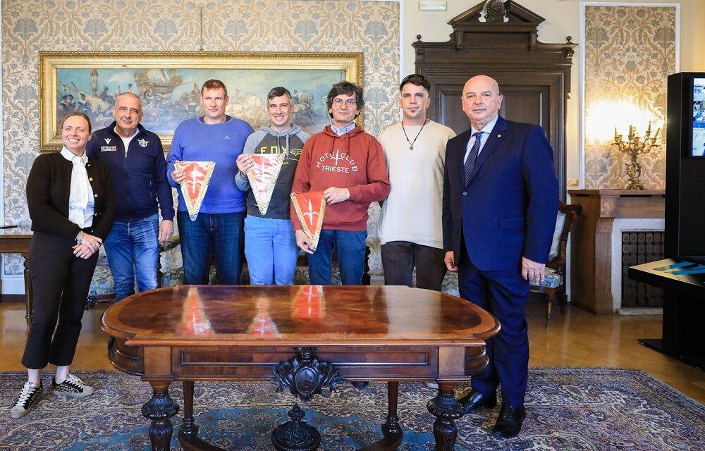 IL SINDACO E L’ASSESSORE ALLO SPORT HANNO RICEVUTO I GIOVANI CAMPIONI REGIONALI DI MINICROSS ERIC SCHIAVON, JEREMY AIELLO E GIULIO PITACCO