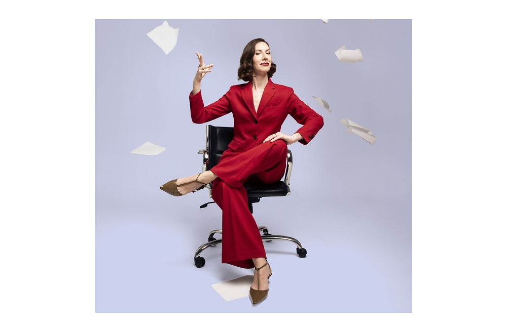 Giorgia Fumo in Friuli Venezia Giulia con il nuovo show Out Of Office