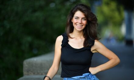 VENERDÌ 27 MARZO ALLE ORE 18 ALLA BIBLIOTECA COMUNALE “PIER ANTONIO QUARANTOTTI GAMBINI” PRESENTAZIONE DEL LIBRO DI VITTORIA LOTTINI “ SISSI. RACCONTO DI UN’IMPERATRICE MODERNA”