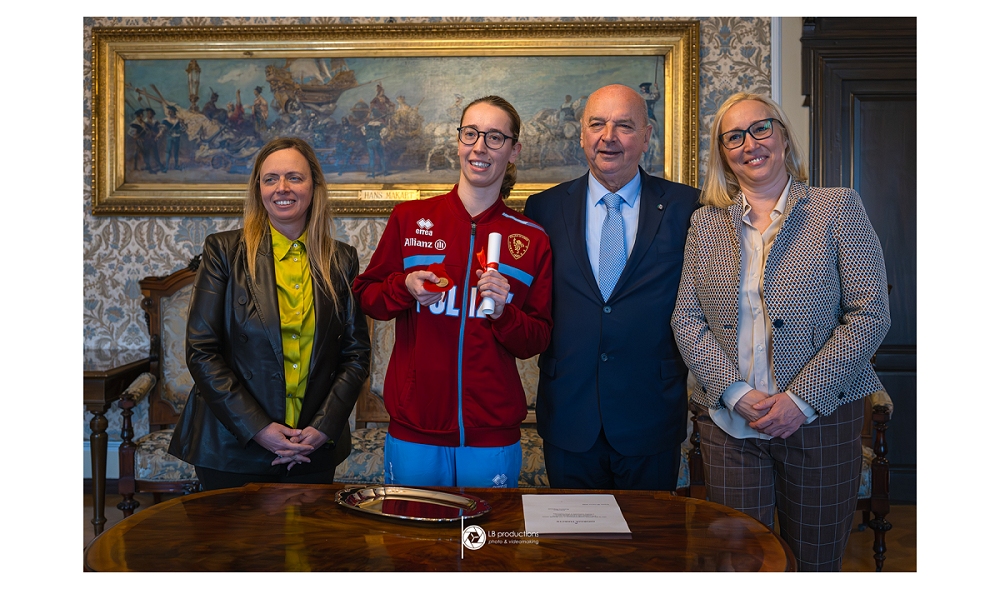 PREMIATA IN MUNICIPIO LA NUOTATRICE PARALIMPICA GIORGIA MARCHI