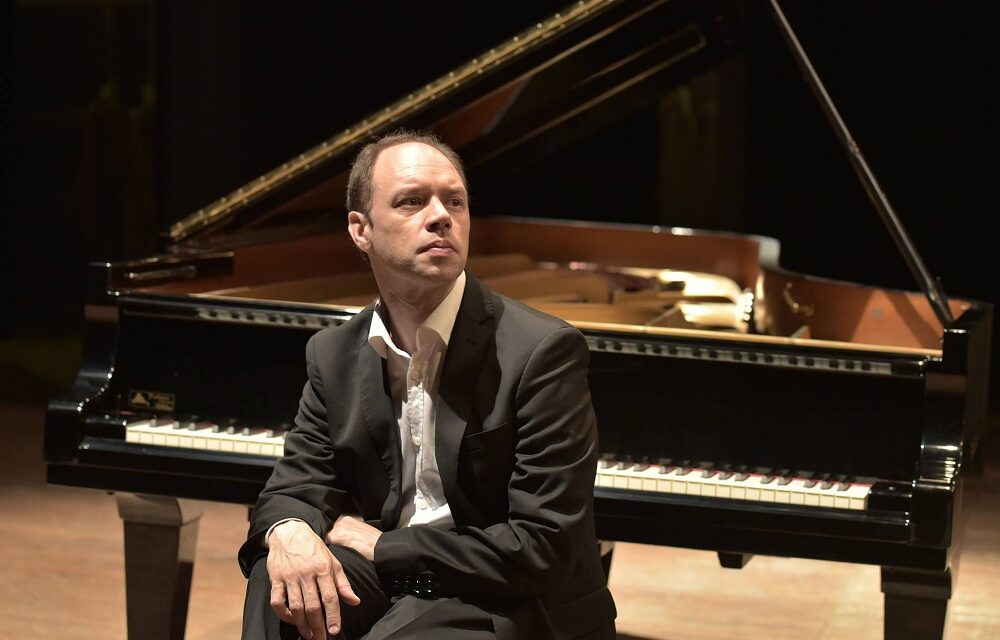 Accademia Ricci: il pianista Olaf John Laneri interpreta Debussy