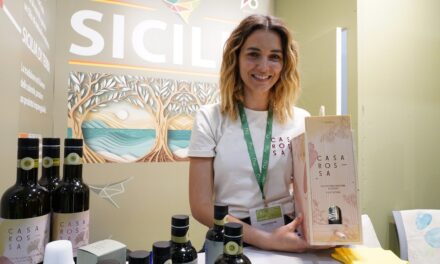 A OLIO CAPITALE L’ATTRICE GIUSY BUSCEMI CON LA SUA AZIENDA “CASA ROSSA”