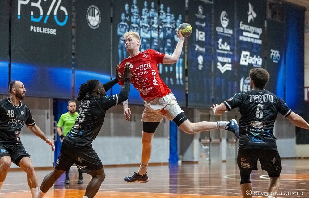 Pallamano Trieste 1970: INFORTUNIO ALLA CAVIGLIA PER RICHARD LINDSTRÖM