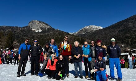 “A scuola sulla neve”: in Carnia si conferma una tradizione educativa che unisce territorio e nuove generazioni