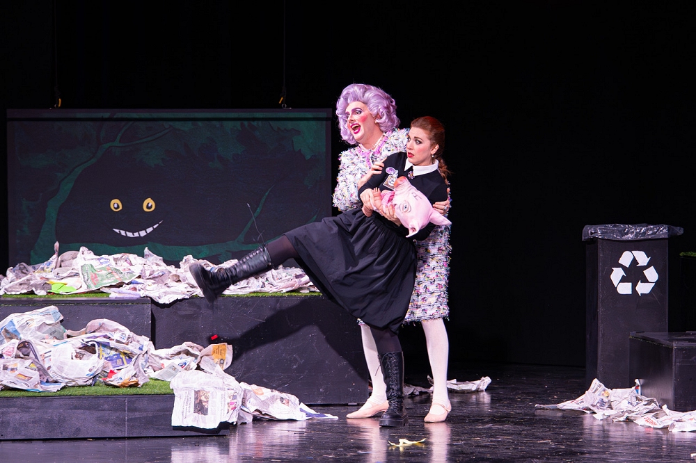 “ALICE” CONQUISTA IL PUBBLICO DI “ALL’OPERA, RAGAZZI!” ATTRAVERSO LA MERAVIGLIOSA CREATIVITÀ DELLA MUSICA