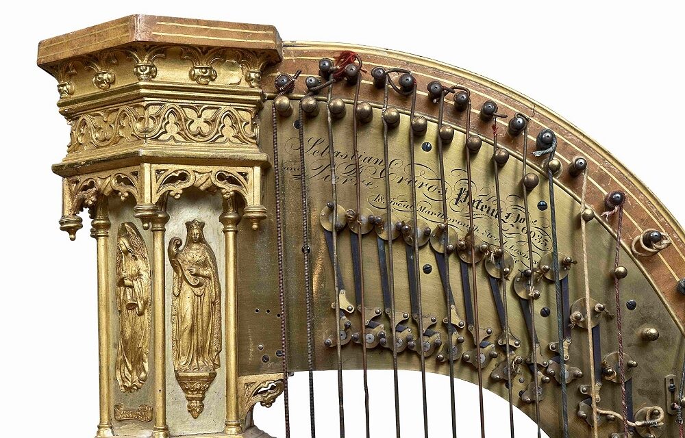 MERCOLEDÌ 1 APRILE ALLE ORE 17.30 AL CIVICO MUSEO TEATRALE “CARLO SCHMIDL” QUINTO APPUNTAMENTO 2026 DEL CICLO “LE STANZE DELLA MUSICA” DEDICATO ALL’ARPA