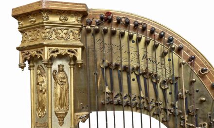 MERCOLEDÌ 1 APRILE ALLE ORE 17.30 AL CIVICO MUSEO TEATRALE “CARLO SCHMIDL” QUINTO APPUNTAMENTO 2026 DEL CICLO “LE STANZE DELLA MUSICA” DEDICATO ALL’ARPA