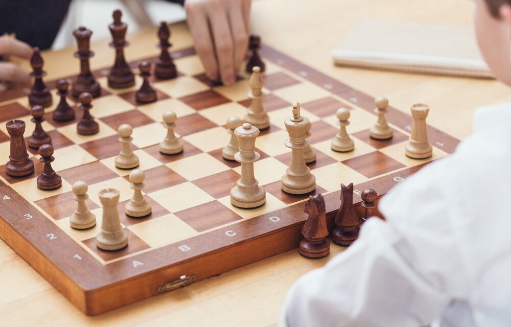A Sutrio da marzo a giugno un corso di scacchi aperto a tutti, giovani e adulti, principianti ed appassionati