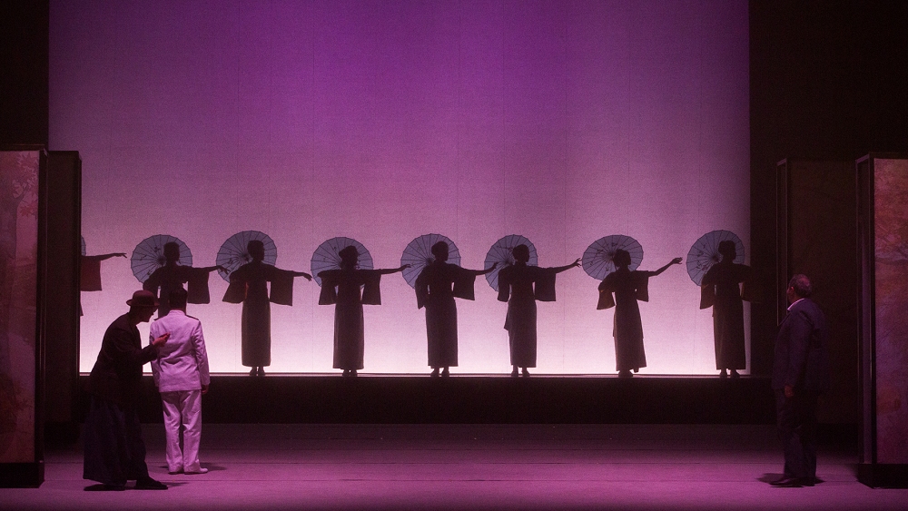Madama Butterfly al Verdi di Trieste: un grande cast vocale per un omaggio estetico al Giappone in chiave Art Nouveau