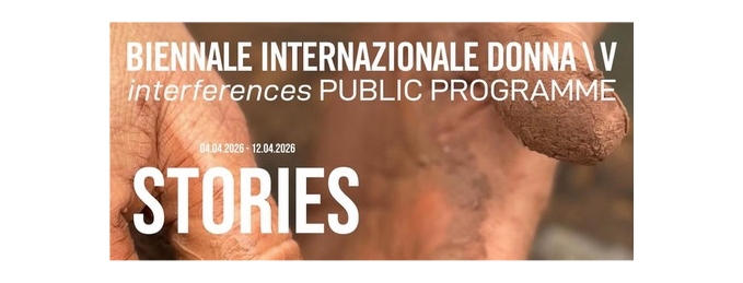 Alla Biennale Internazionale Donna arriva “Stories as Forms”, mostra effimera tra artigianato, memoria e solidarietà