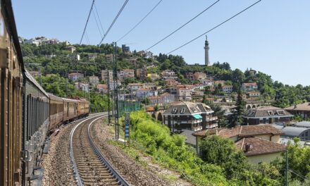 Treni storici: ripartite le corse a bordo dei Centoporte, 38 fermate nel 2026