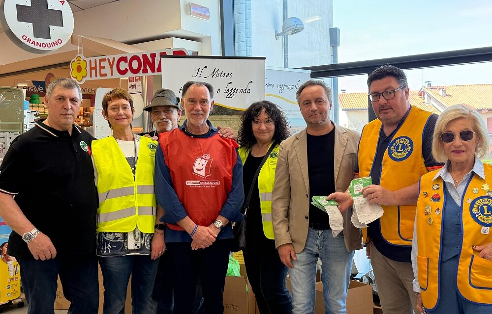 Consegnati buoni spesa per 1.100 euro alle famiglie del territorio: il Lions Club Duino Aurisina a sostegno della comunità