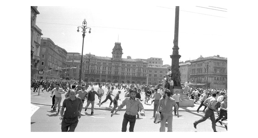 MERCOLEDÌ 8 APRILE ALLE ORE 17 NELLA SALA SELVA DI PALAZZO GOPCEVICH VISITA GUIDATA GRATUITA ALLA MOSTRA “LA FOTOTECA IN PIAZZA. SCATTI DI STORIA E STORIE”
