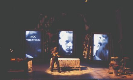 La rivalità fra Bernini e Borromini, ma anche l’apprezzamento che un artista sa dare al proprio rivale, riecheggiano dentro “Lettere a Bernini” spettacolo di Marco Martinelli, con protagonista Marco Cacciola