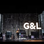 NERI MARCORÈ IN GABER MI FA MALE IL MONDO AL TEATRO STABILE DEL FRIULI VENEZIA GIULIA