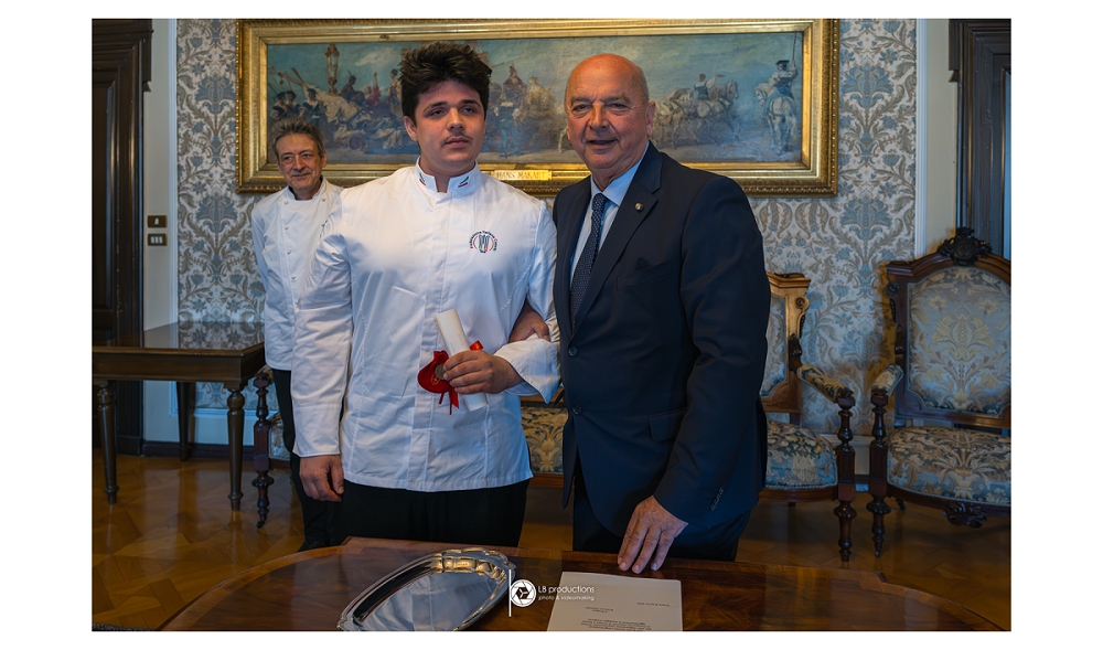 IL SINDACO HA RICEVUTO MASSIMILIANO GODINA, GIOVANE CHEF MEDAGLIA D’ARGENTO AI CAMPIONATI NAZIONALI DI CUCINA
