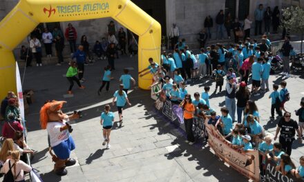Minimuja, oltre 600 bambini di corsa per le strade di Muggia: aperta ufficialmente la stagione della Trieste Spring Run