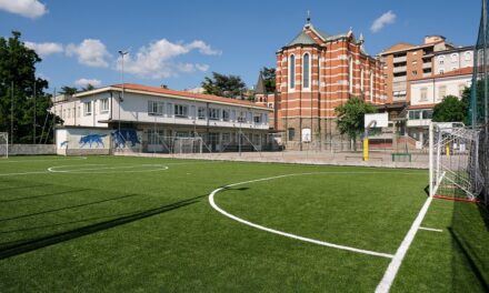 Presentato il rifacimento del manto erboso sintetico del campo da calcetto dell’Oratorio dei Salesiani