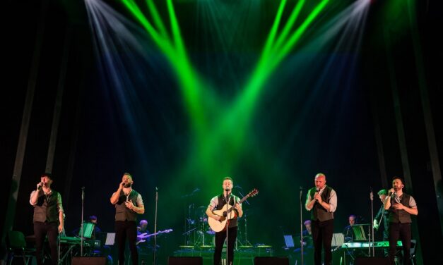 AL TEATRO ROSSETTI THE SHAMROCKS CON “A NIGHT FOR JAMES JOYCE”: CINQUE VOCI PER UN RACCONTO SENZA CONFINI