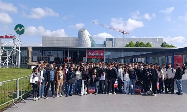 Oltre 100 studenti friulani al Salone del Mobile