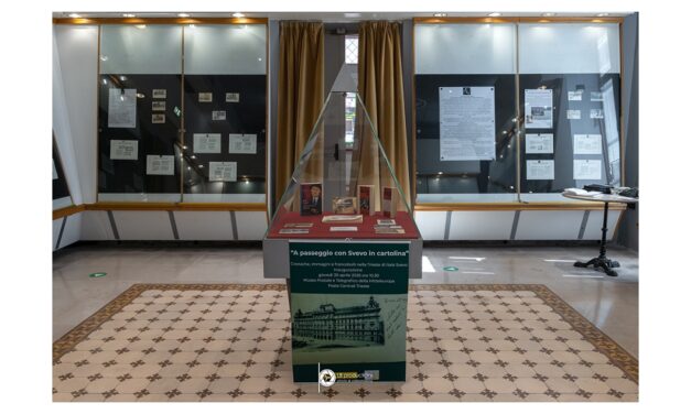 INAUGURATA AL MUSEO POSTALE E TELEGRAFICO DELLA MITTELEUROPA DI TRIESTE LA MOSTRA “A PASSEGGIO CON SVEVO IN CARTOLINA”