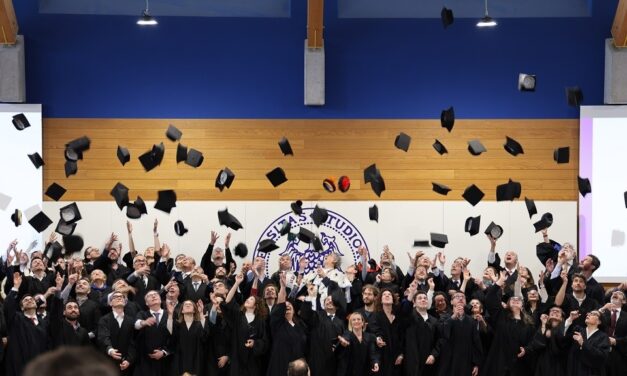 CERIMONIA DEL TOCCO: OLTRE 400 ALLA FESTA DELL’APPARTENENZA ALL’UNIVERSITA’ DI UDINE PER 212 TRA PROFESSORI, RICERCATORI E PERSONALE