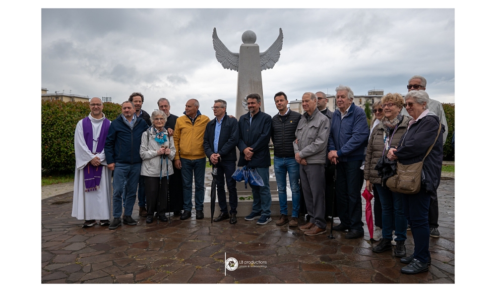 INAUGURATA LA SCULTURA “ANGELI” AL CIMITERO DI SANT’ANNA