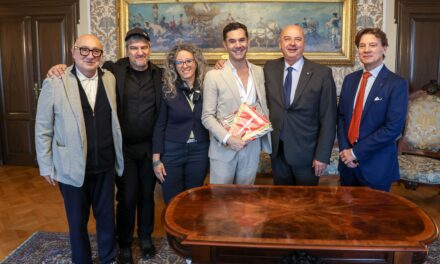 FEDERICO BELLONE, REGISTA DEL MUSICAL “IL PRINCIPE D’EGITTO”, RICEVUTO NEL SALOTTO AZZURRO DEL MUNICIPIO