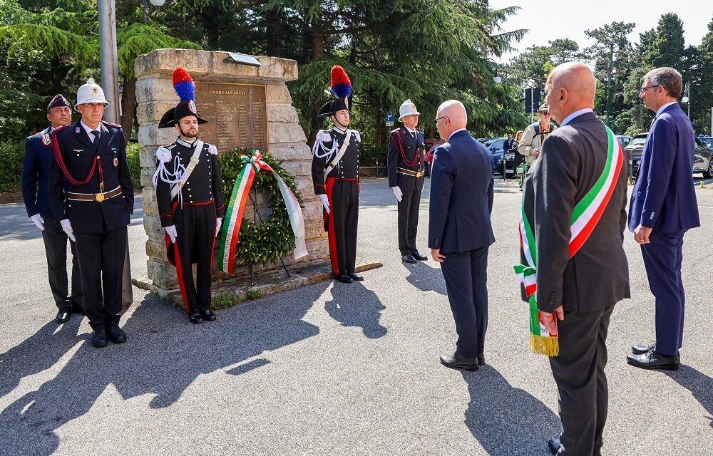 IL SINDACO ROBERTO DIPIAZZA ALLA CERIMONIA PER IL GIORNO DELLA MEMORIA DELLE VITTIME DEL TERRORISMO INTERNO E INTERNAZIONALE E DELLE STRAGI DI TALE MATRICE