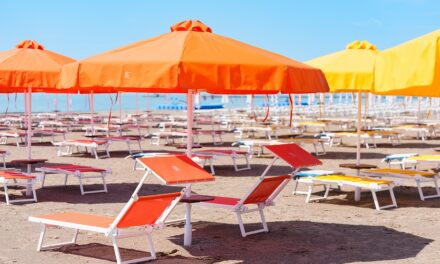 GRADO: GIT RINNOVA LA SPIAGGIA