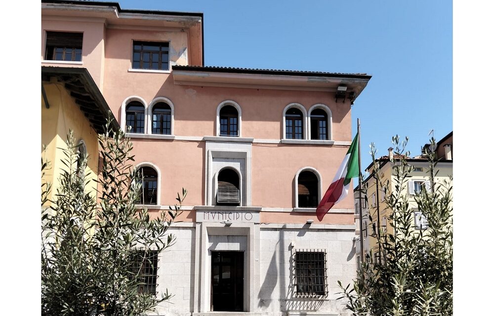 Muggia: potenziato lo sportello per le carte di identità