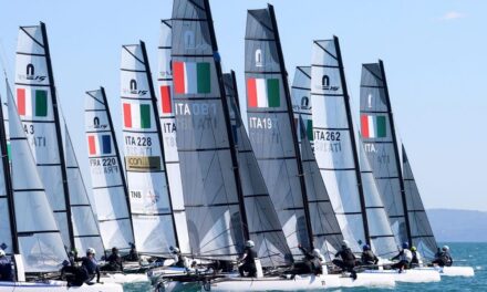 NELLA TAPPA SUPER SERIES NACRA 15 DELLO YACHT CLUB MONFALCONE SI IMPONGONO I CAGLIARITANI VARGIU E LISCI