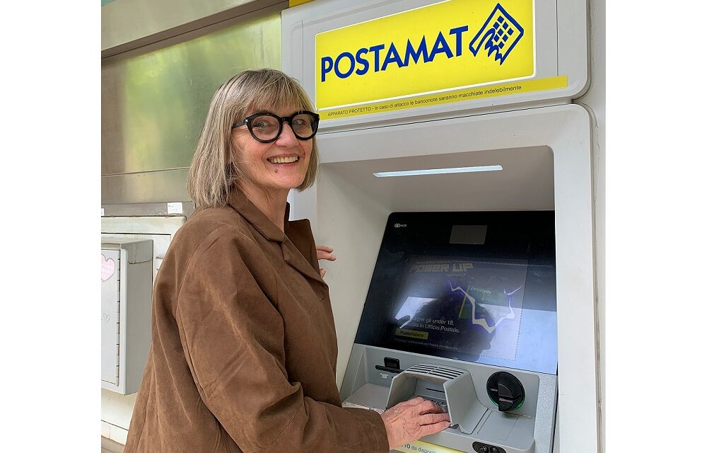 POSTE ITALIANE: PATRIZIA PERESSIN, UN ESEMPIO DI DEDIZIONE E PROFESSIONALITÀ, INSIGNITA DELLA STELLA AL MERITO