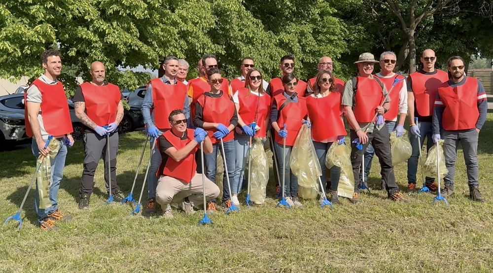 RIPULIRE GLI ARGINI E LE ZONE VERDI DI SAONARA: IL TEAM BUILDING “SOSTENIBILE” DI ALI’