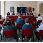 Due grandi teatri, due spettacoli di produzione, un importante successo: Potrebbe essere sintetizzato così il progetto culturale “Roméo et Juliette/Romeo e Giulietta” realizzato in coproduzione da Fondazione Teatro lirico Giuseppe Verdi di Trieste e Teatro Stabile del Friuli Venezia Giulia