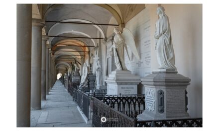 PRESENTATA L’OPERA DI RESTAURO DELLE TOMBE MONUMENTALI SOTTO IL COLONNATO MONUMENTALE DEL CIMITERO DI SANT’ANNA