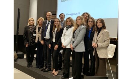 LE DONNE STUDIANO MEGLIO, MA GUADAGNANO MENO, IL PARADOSSO DEI LAUREATI: STUDIO DELL’UNIVERSITÀ DI UDINE