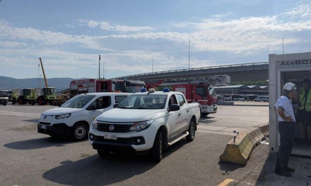 Incendio a bordo di un Ro/Ro proveniente dalla Turchia: esercitazione congiunta Guardia Costiera Vigili del Fuoco riuscita