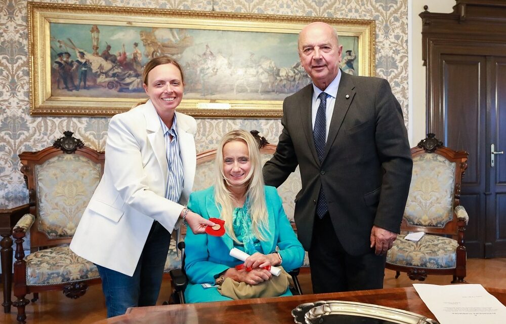 CONFERITO UN RICONOSCIMENTO ALL’ATLETA PARALIMPICA ALESSANDRA TOMMASINI