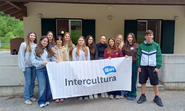 Pronti a partire gli esploratori di Intercultura: cerimonia di premiazione a Trieste