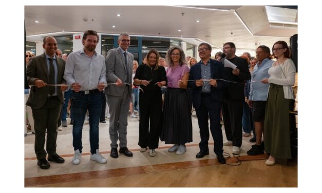 Carnevale di Trieste 2026, inaugurata presso il Centro Commerciale Il Giulia la Mostra fotografica delle immagini del Corso Mascherato del Martedì grasso